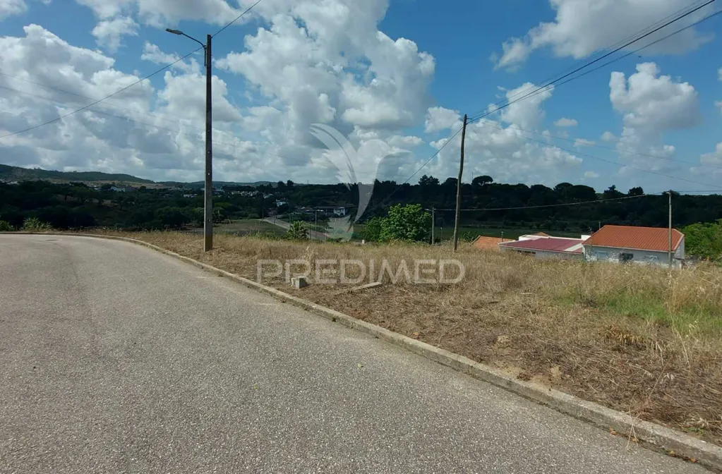 Aed - Construction Plot with South Exposure in Vale de Cavalos