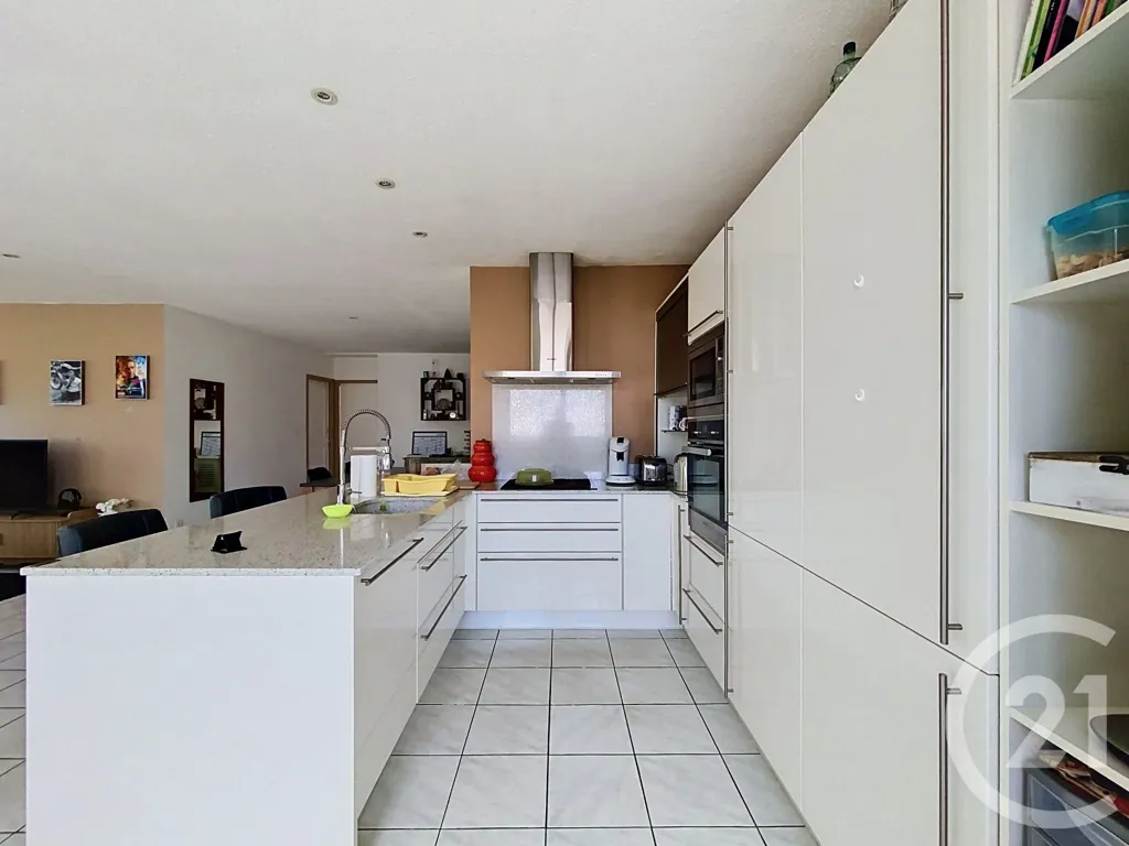 Cuisine - Appartement T4 avec Balcons à Agde