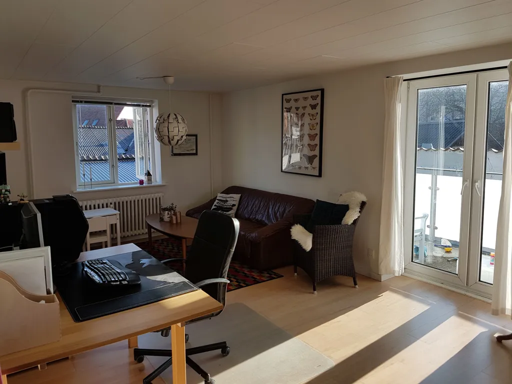 Kabinet - 3-Bedroom Flat with Terrace in Nørresundby Centre