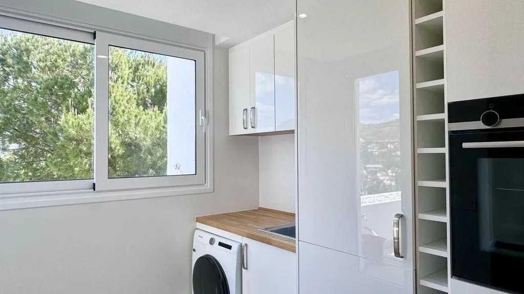 Köök - Penthouse with Golf Course Views in Marbella