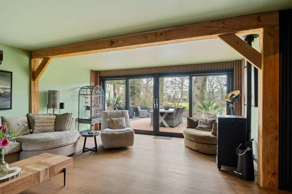 Séjour - Maison 5 pièces à Borne