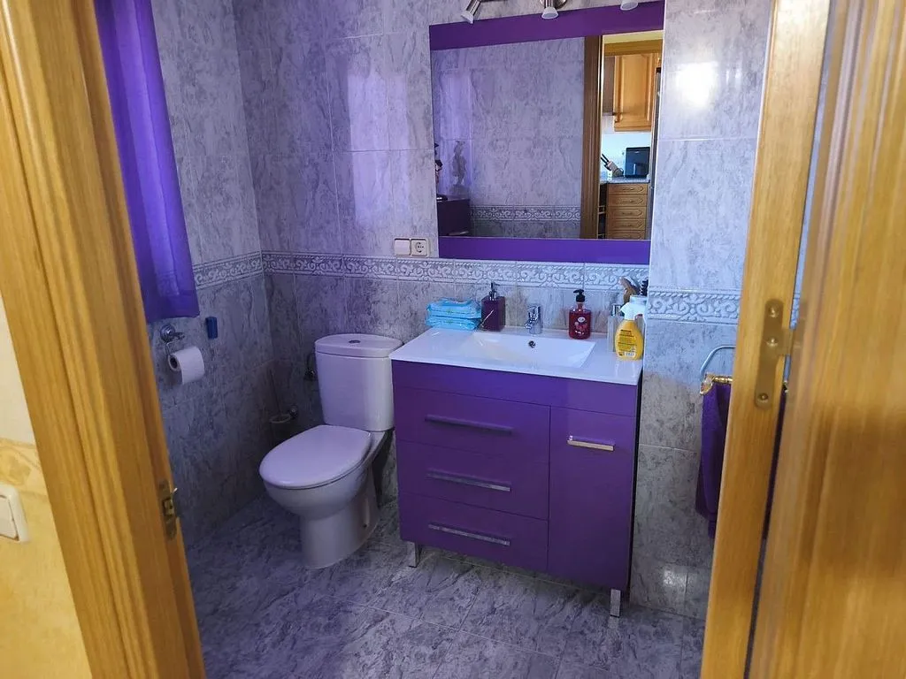 Salles de bain - Adosado with A/C and Fireplace in Bargas