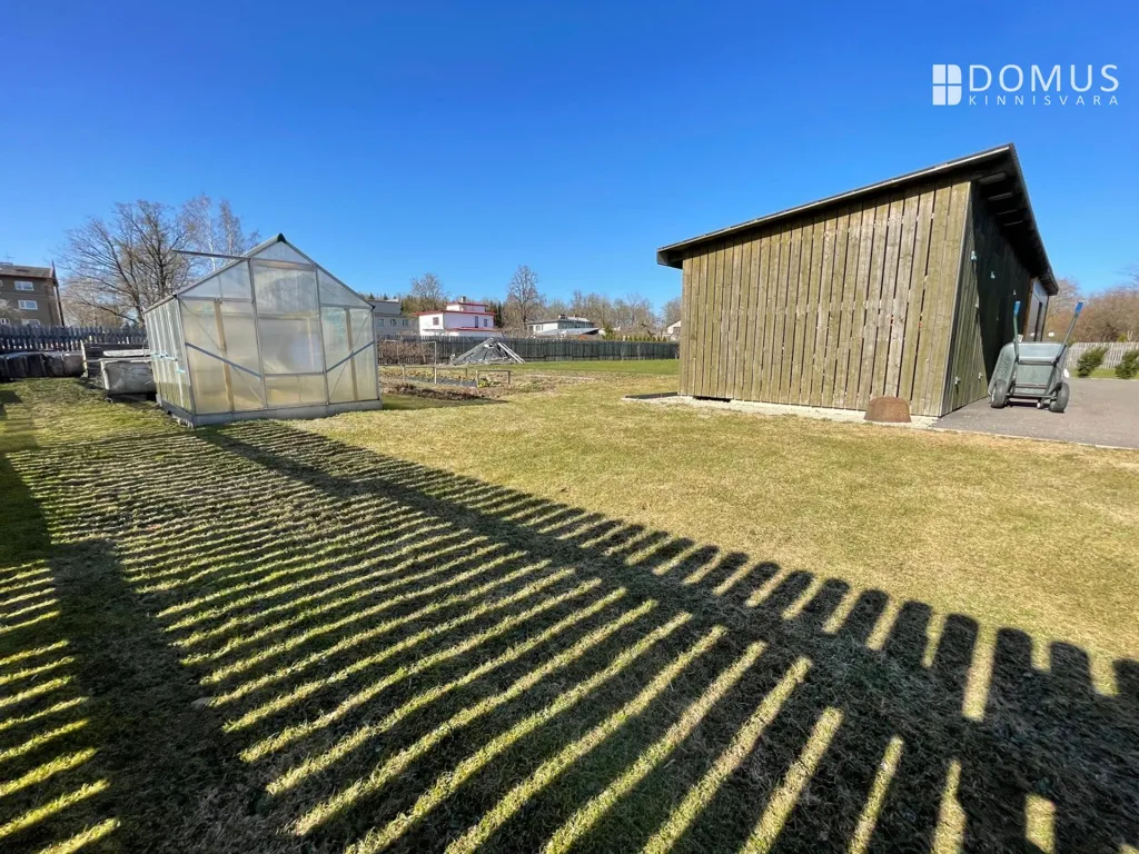 Jardin - Spacious Stone House with Garden in Põltsamaa