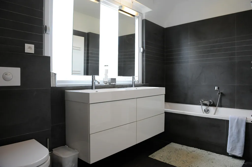Salles de bain - Villa avec Terrasses Sud-Ouest à Waterloo