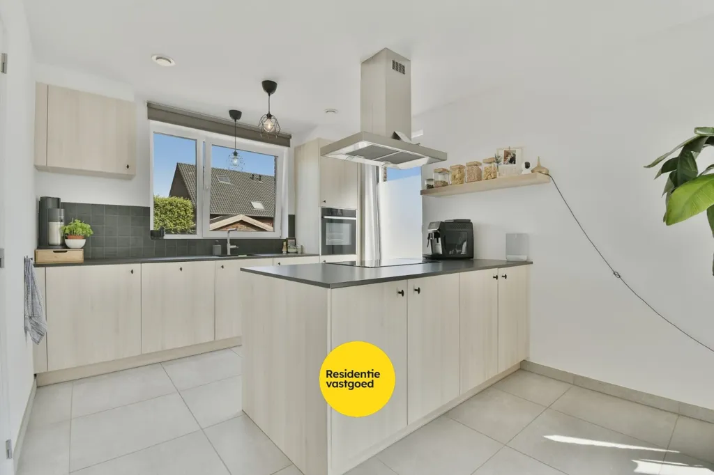 Cucina - Energy-Efficient Open Plan House in Westkerke