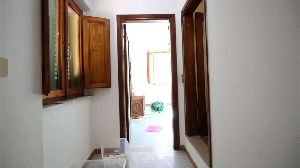 Entrée - Spacious Apartment with Courtyard in Buti