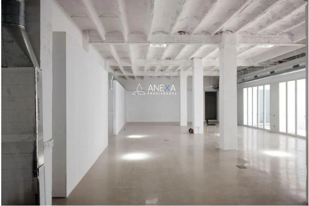 Rooms - Commercial Offices with Patio in Barcelona's 22@ District