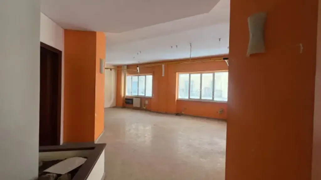 Pièces - Office Space with Panoramic Views in Siracusa