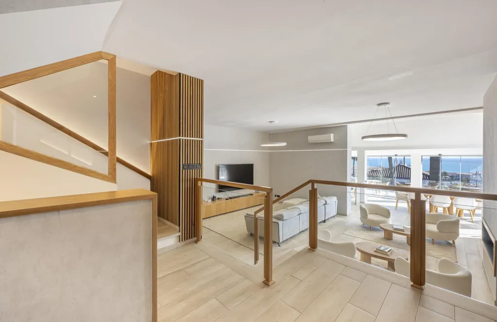 Pièces - Refurbished Villa with Sea Views in La Duquesa