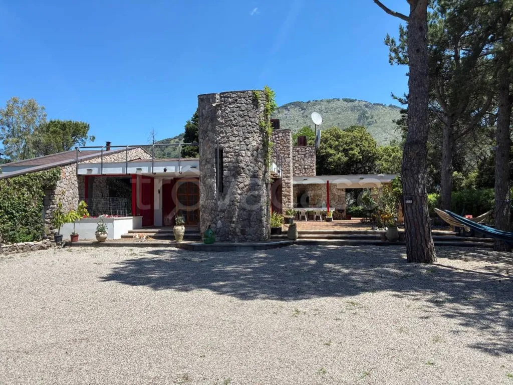 Esterno - Architectural Villa with Garden in Itri