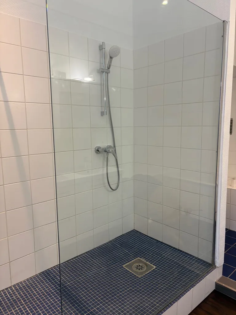 Bathrooms - Renovated 2-Bedroom Apartment in Namur