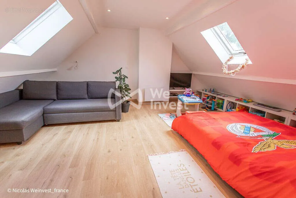 Chambres - Pavillon Indépendant avec Jardin à Dampmart