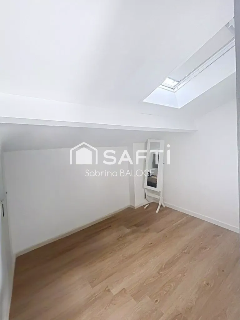 Toad - Renovated Duplex with Pool in Béziers
