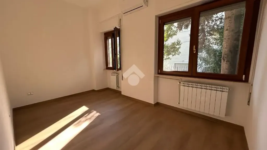 Pièces - Rented Office-Style Flat in Central Cassino