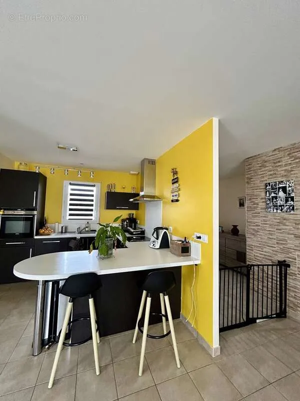 Köök - Contemporary House with Pool in Bordères-sur-l’Échez