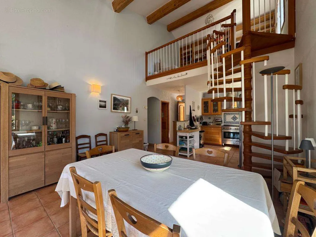 4-room house in Campagnan
