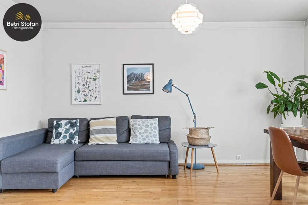 Elutuba - Stein-built Flat with Balcony in Reykjavik