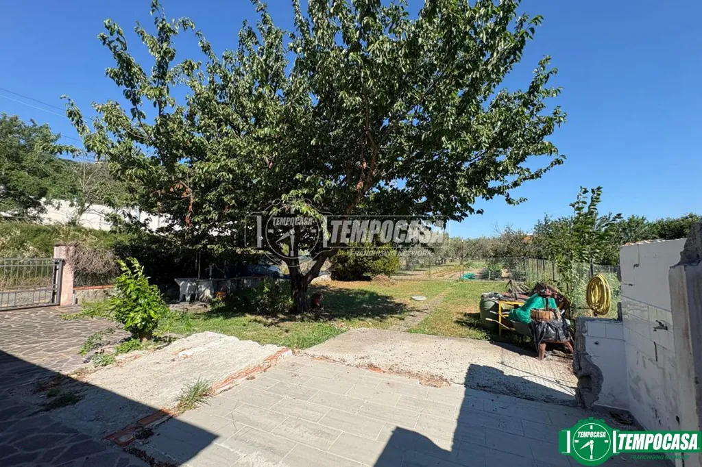 Aed - Detached Villa with Garden in Arcola