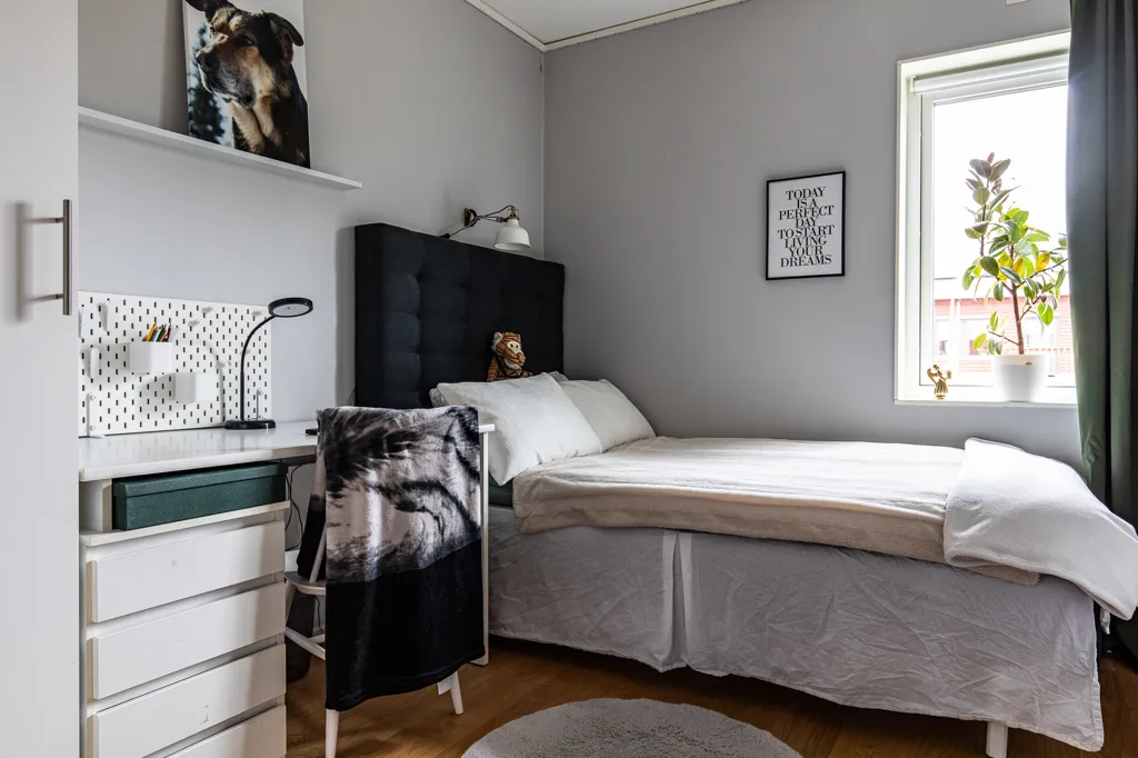 Bedrooms - Corner 4th Floor Flat with Balcony in Odensala
