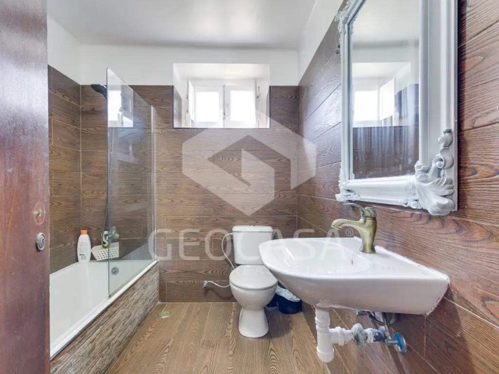 Salles de bain - Luxury House with Garden in Algueirão, Sintra
