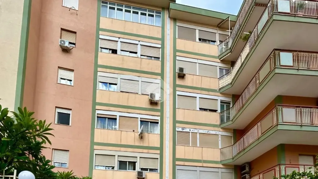 Esterno - Spacious Apartment with Balcony in Palermo