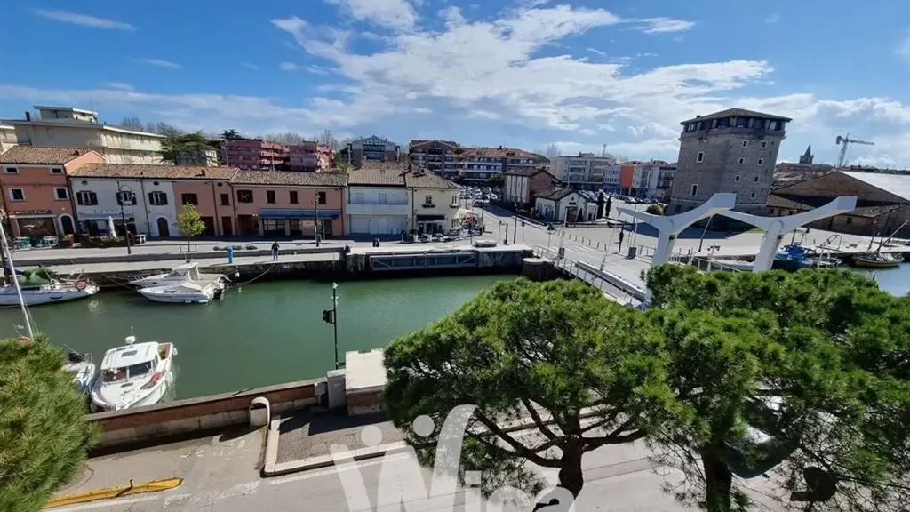 Quadrilocale with Balcony in Cervia Centre