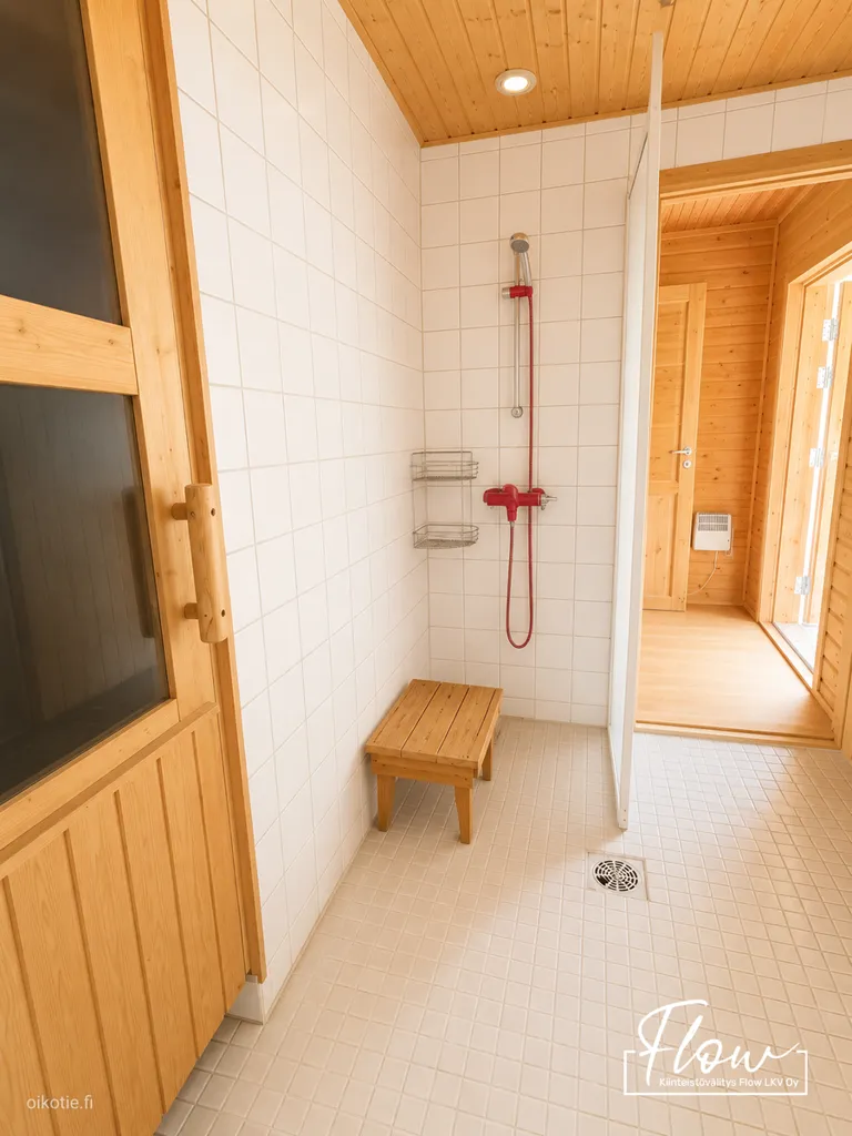 Pièces - Compact Cottage with Garden in Viitasaari