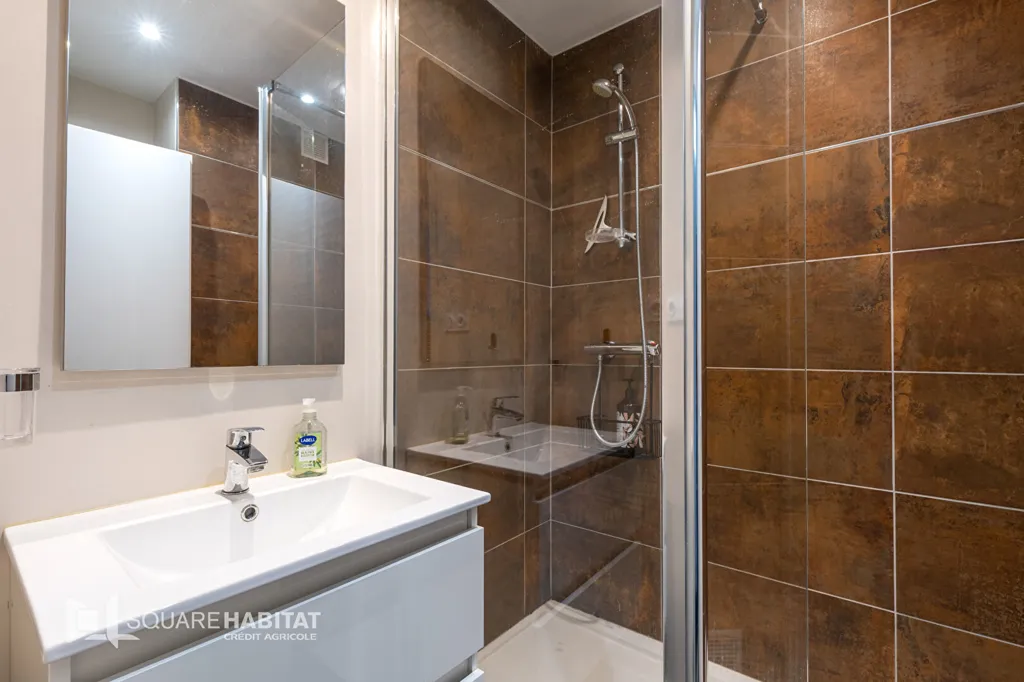 Salles de bain - Studio avec balcon au sud à Saint-Hilaire-de-Riez