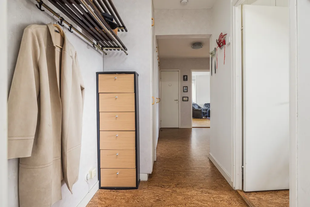 Esik - Apartment with Green Terrace in Sundsvall
