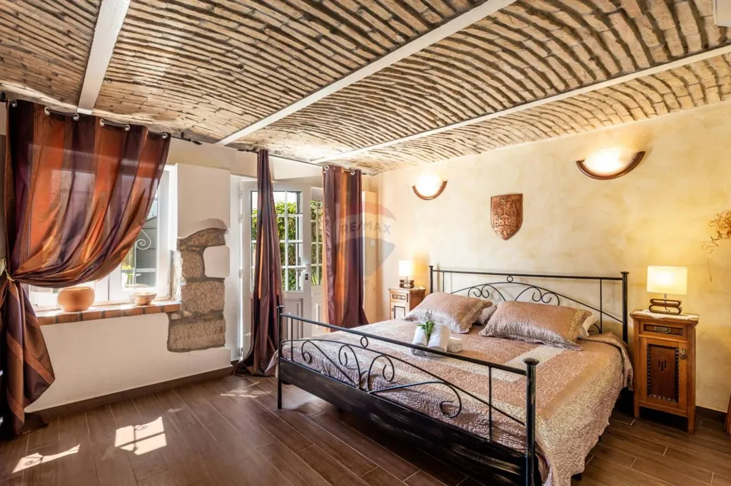 Magamistoad - Villa with Sea View in Tribalj