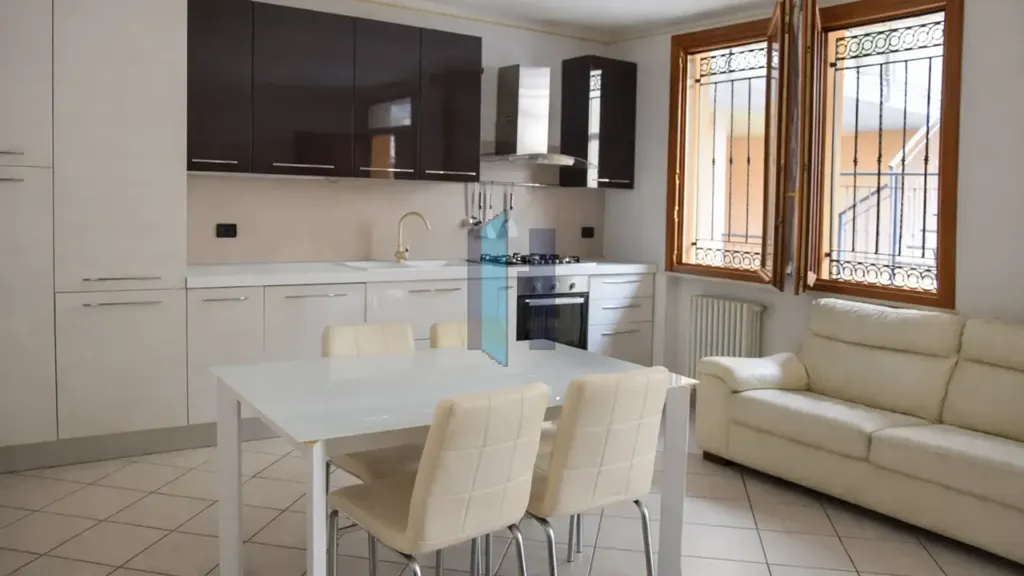 Köök - Ground Floor Flat with Courtyard in Quinzano d'Oglio