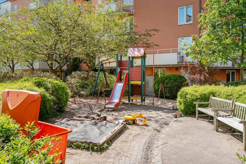 Aed - Apartment with Balcony on Tegelviksgatan, Södermalm