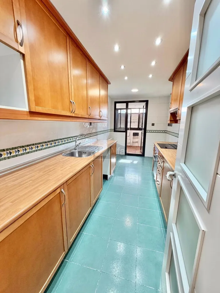 Köök - Modern Flat with Terrace in Prado de Somosaguas