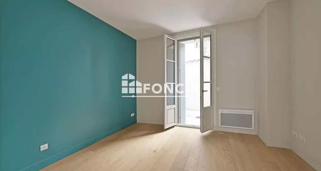 Pièces - Appartement avec Cour Privée en Centre-Ville de Montpellier