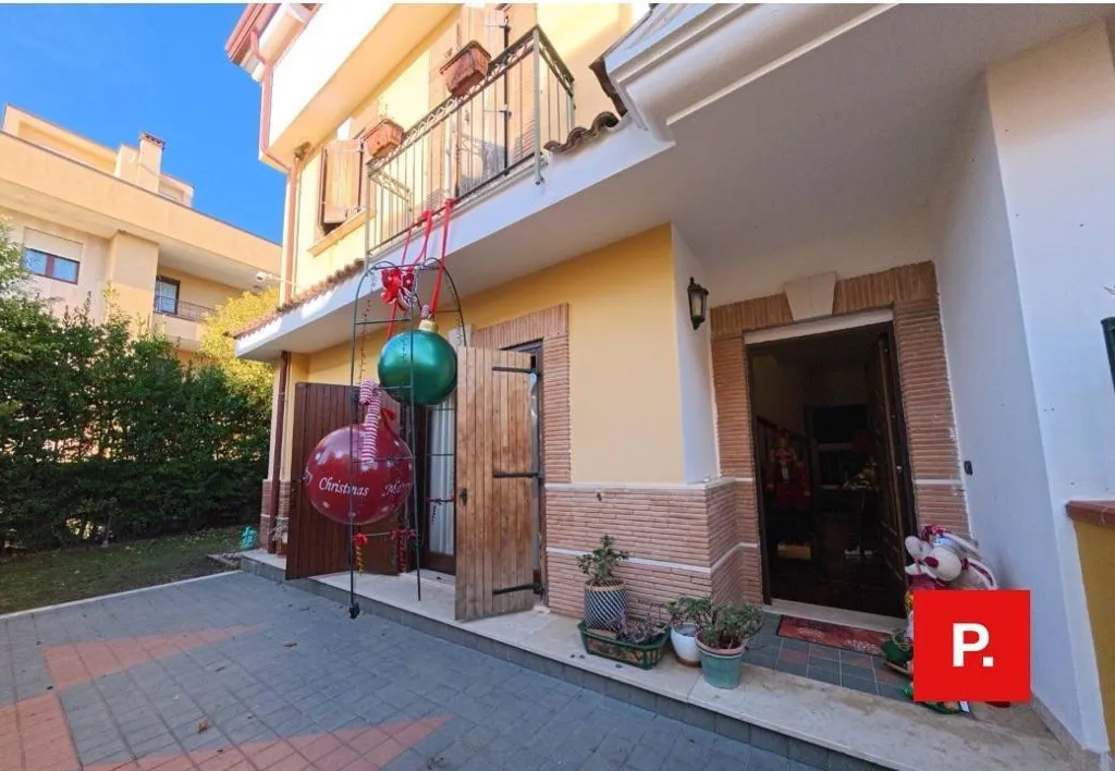 Extérieur - Terraced Villa with Private Garden in Caserta
