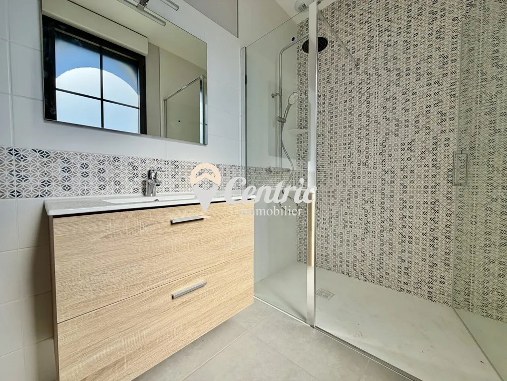 Vannitoad - New Flat with Parking in Bressuire Centre