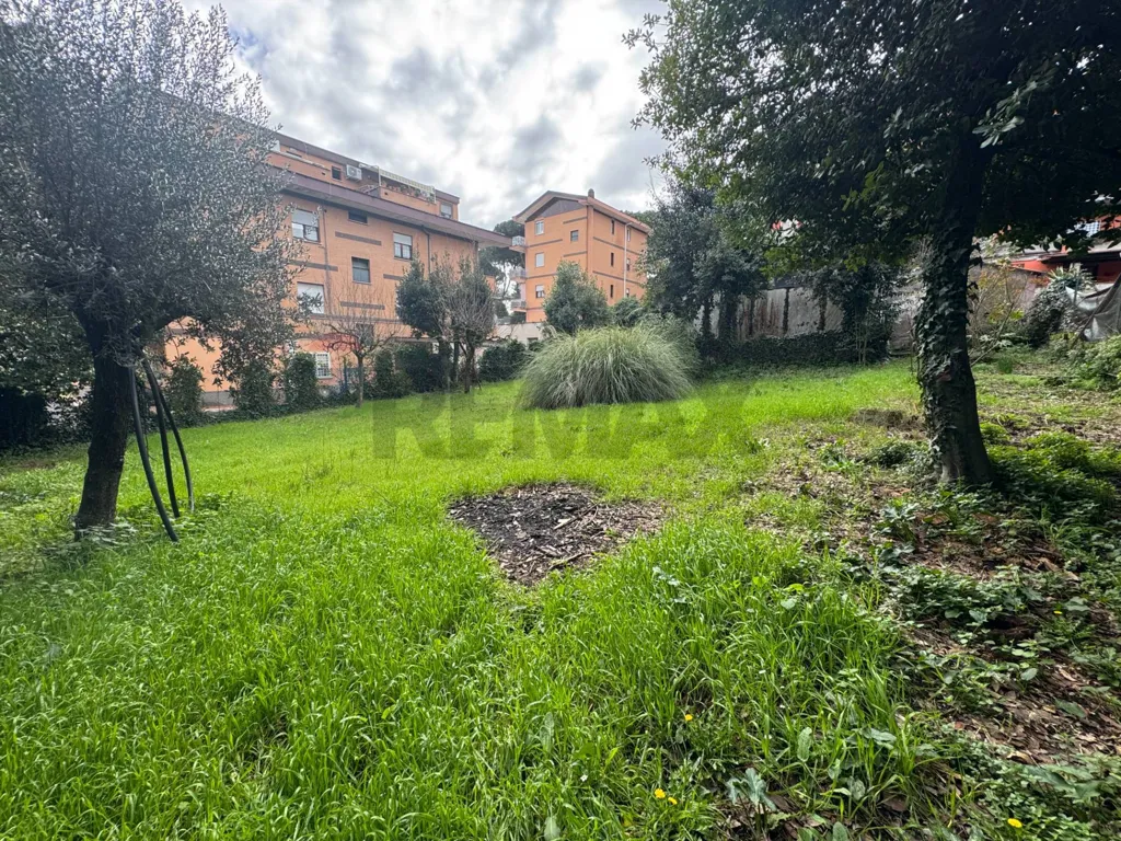 Aed - Buildable Land with Warehouse in La Storta-Olgiata, Rome