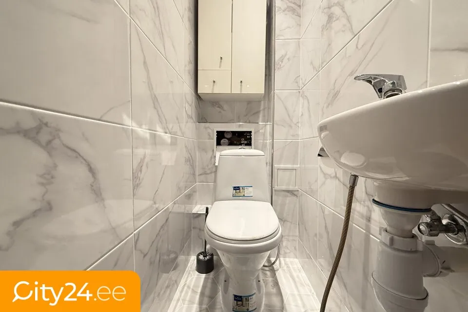 Salles de bain - Top Floor Apartment with Balcony in Tallinn Centre