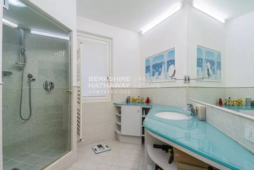 Vannitoad - Luxury Villa with Lake Views in Cernobbio