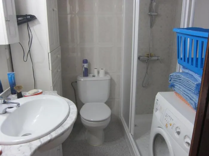 Salles de bain - Sunny Apartment with Pool in Torre del Mar