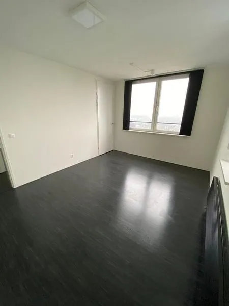 Pièces - Apartment with Panoramic View in Rotterdam Centre