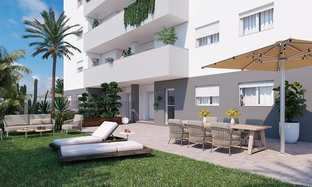 Apartment with Pool in Puerta Sevilla