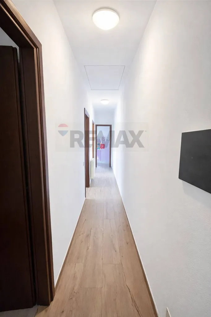 Esik - Apartment with Mountain View in Luino