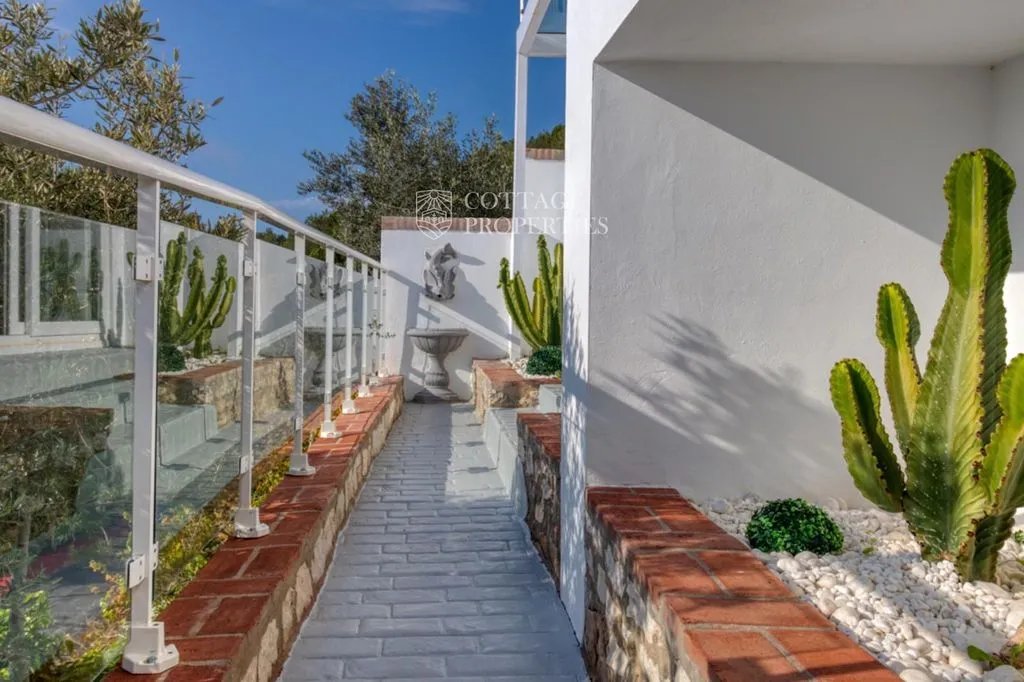 Terrass - Luxury Villa with Sea Views in Mijas