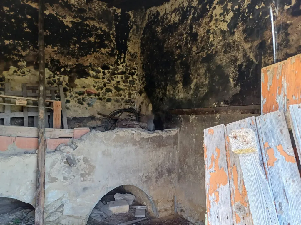 Rooms - Rustic Ruin with Panoramic View in Favara