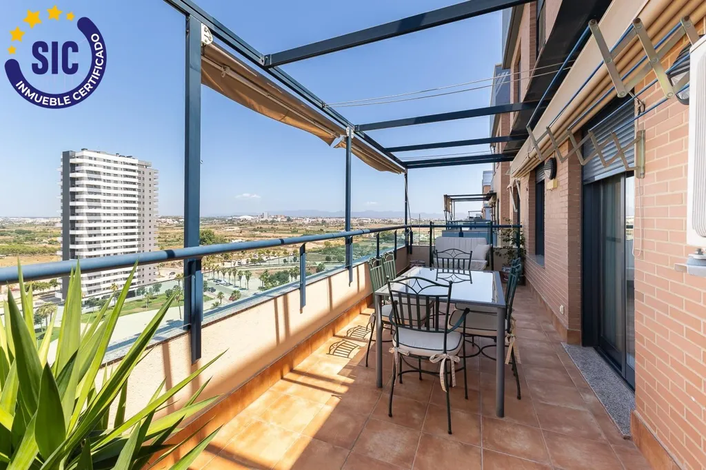 Terrass - Premium Penthouse with Pool in Mislata