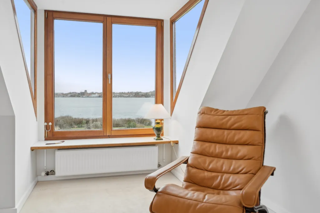 Séjour - Villa with Private Beach and Lake in Snoghøj
