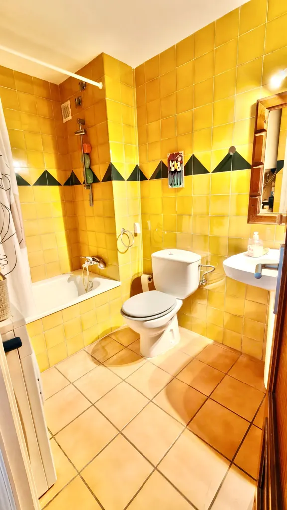 Vannitoad - Modern Flat with Sea View in L'Escala