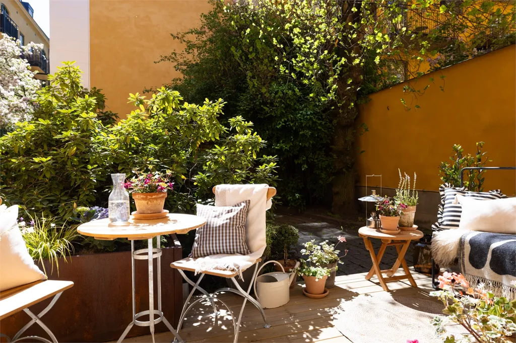 Terrace - Charming 2-Bedroom Flat with Garden in Vasastan