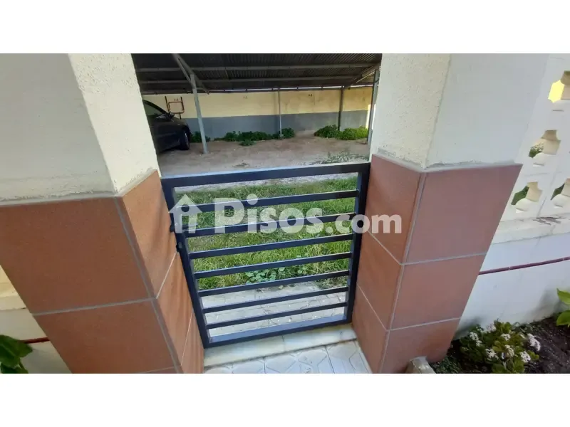 Aed - Ground Floor Flat with Garden in Cubelles